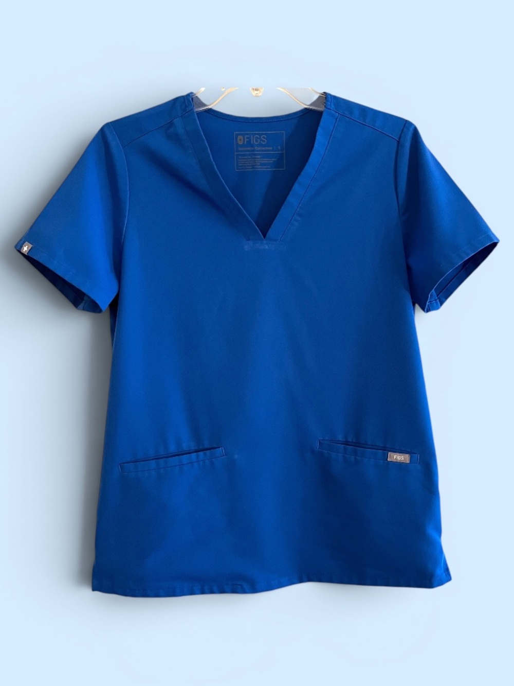 Figs Royal Blue (PO# 1657) Three Pocket Casma Scrub Top Size Small